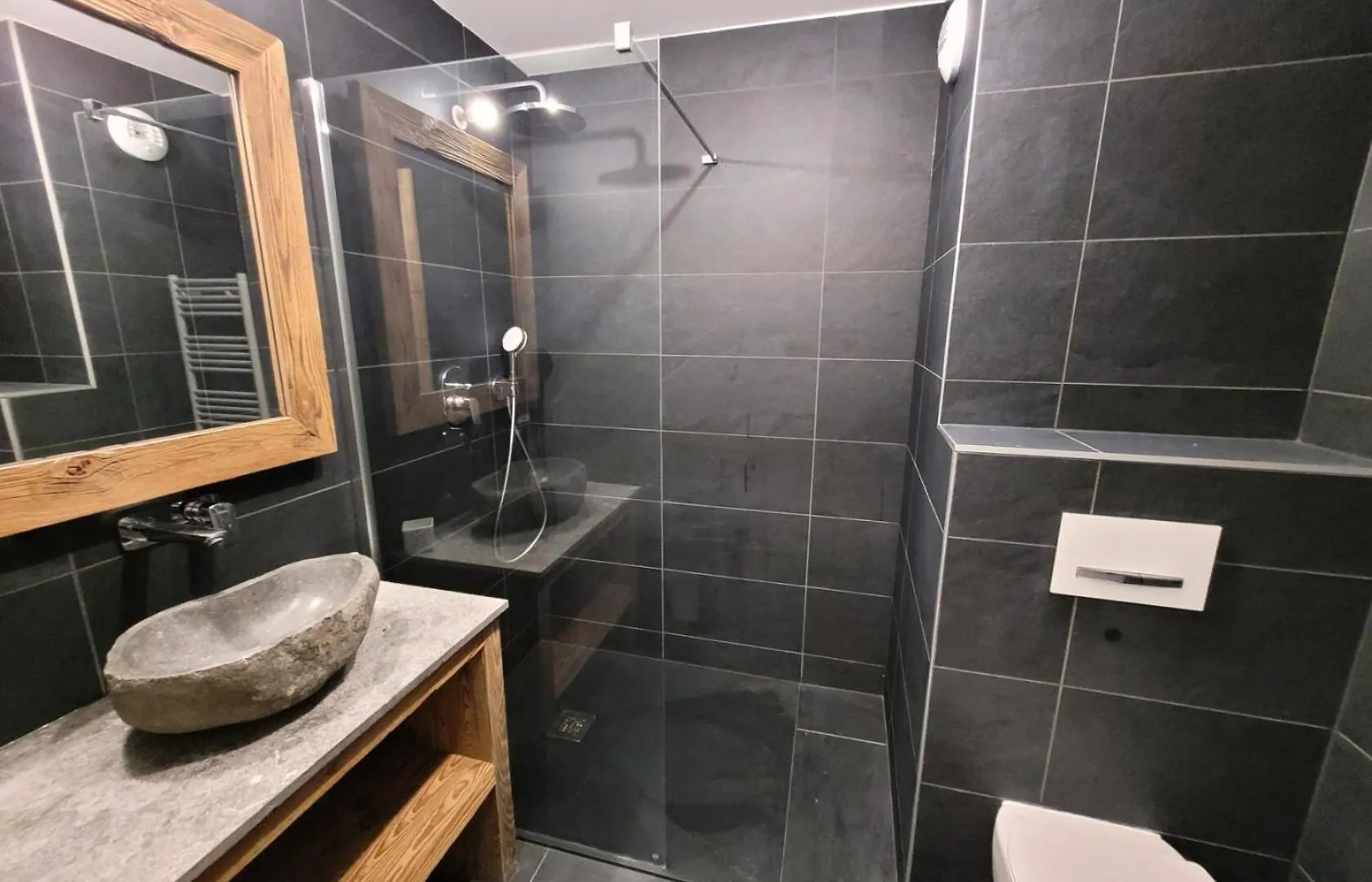 דירה לה ג'ט Residence Essentiel - Appartement Neuf, 6 Personnes Au Centre Mae-1061